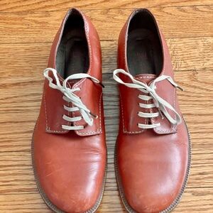 Barneys New York Brown Oxfords Classic Elegance